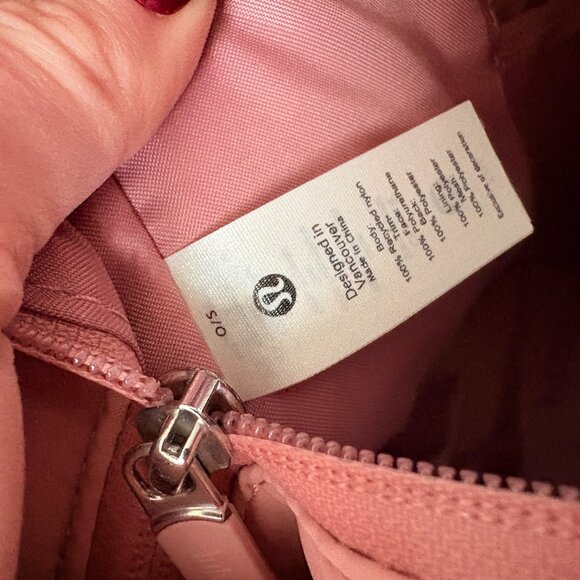 Lululemon Go Getter Bag 25L in Pink Pastel Puffy - Picture 9 of 10